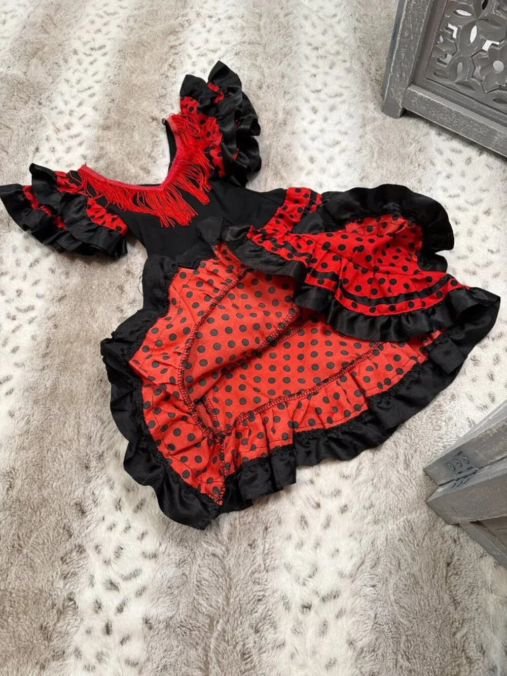 N/A black red